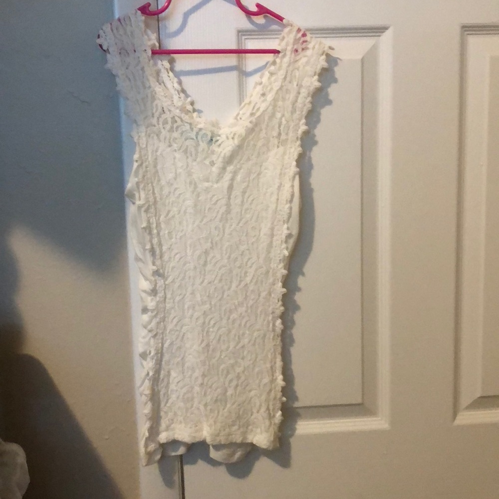 Maurice’s xs top